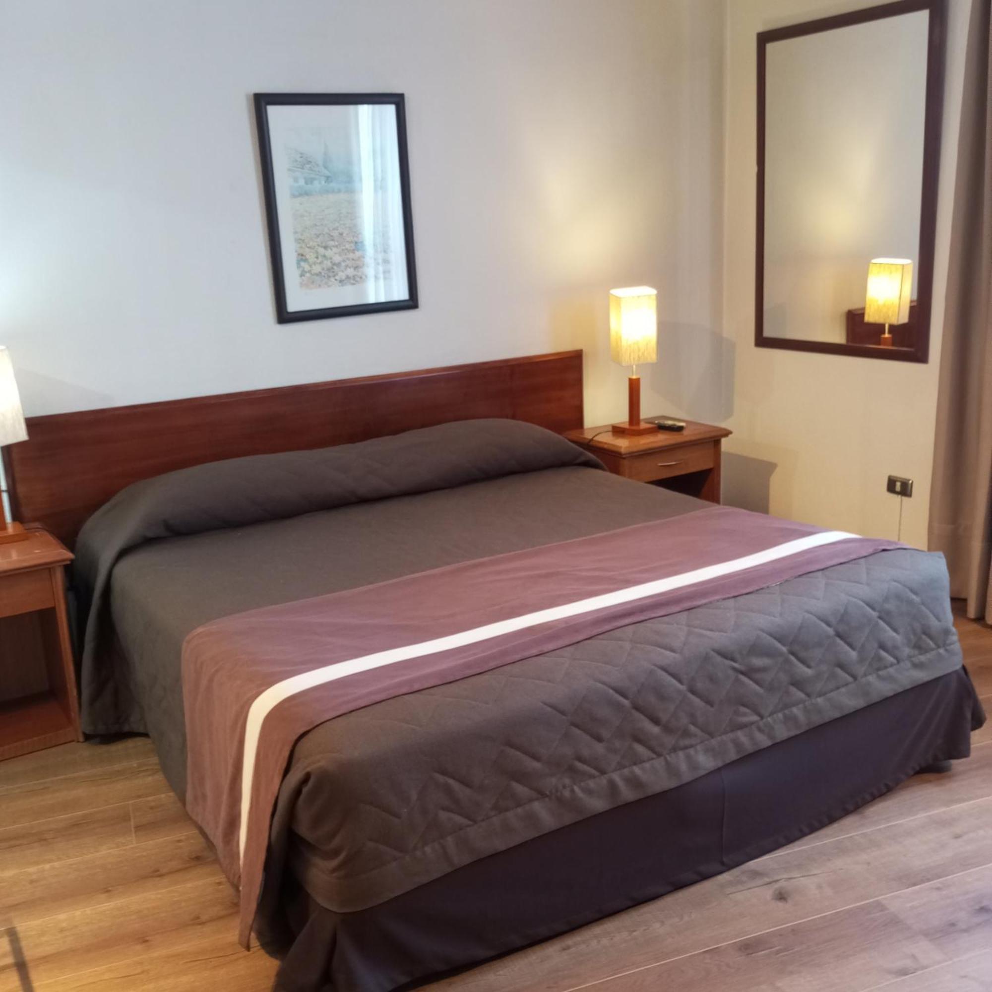 Hotel Alcala Del Rio Santiago Eksteriør bilde