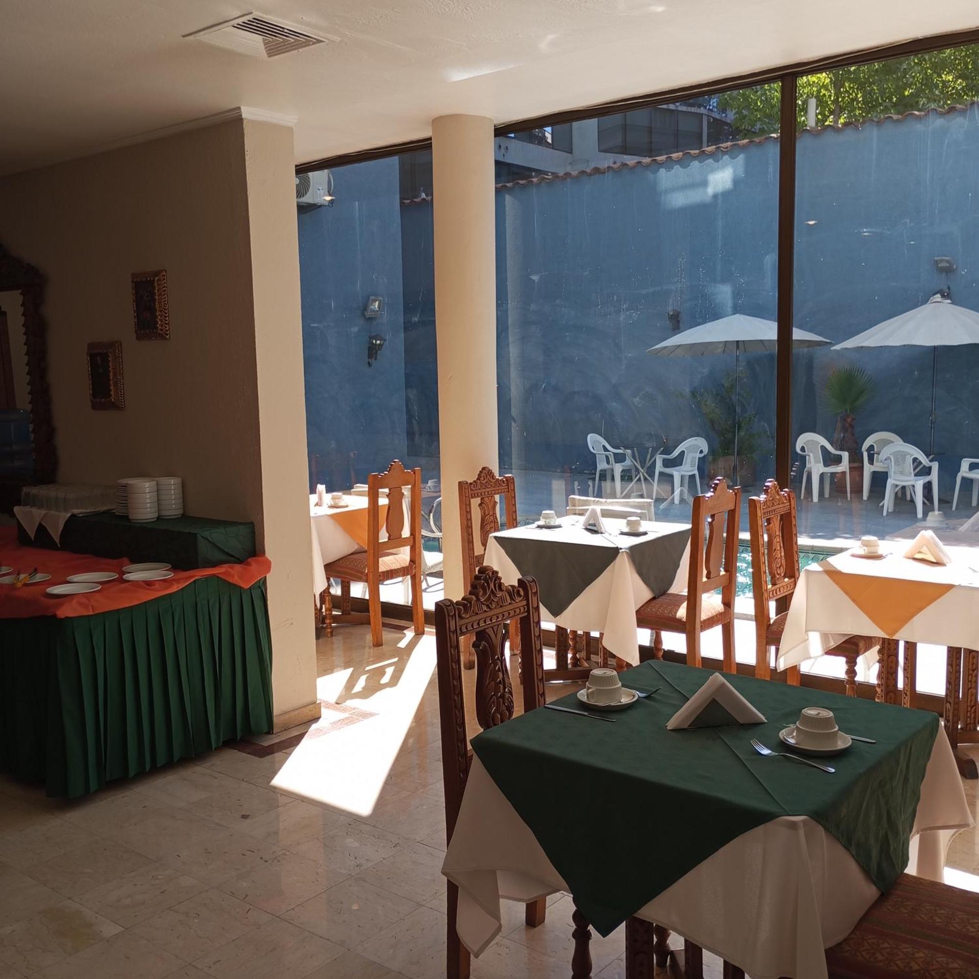 Hotel Alcala Del Rio Santiago Eksteriør bilde