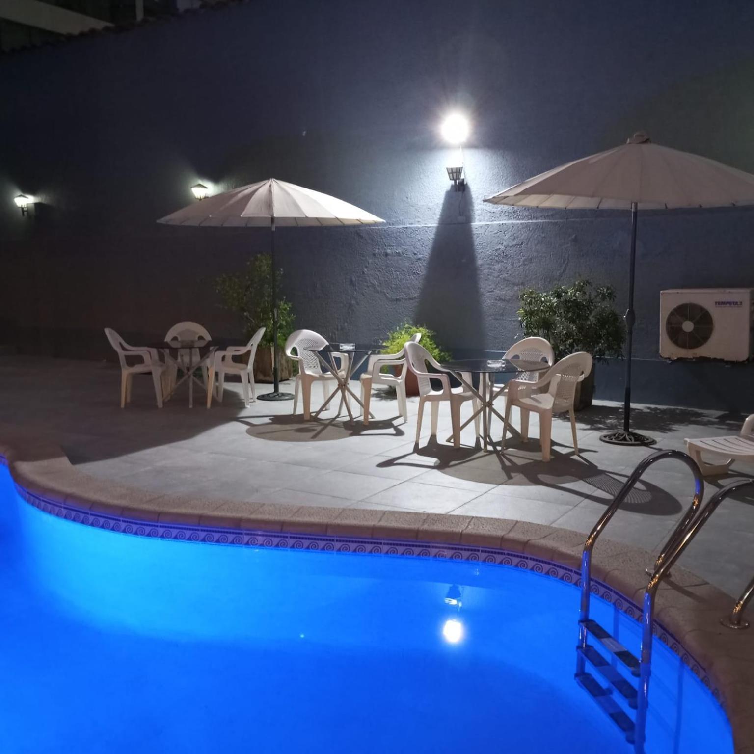 Hotel Alcala Del Rio Santiago Eksteriør bilde