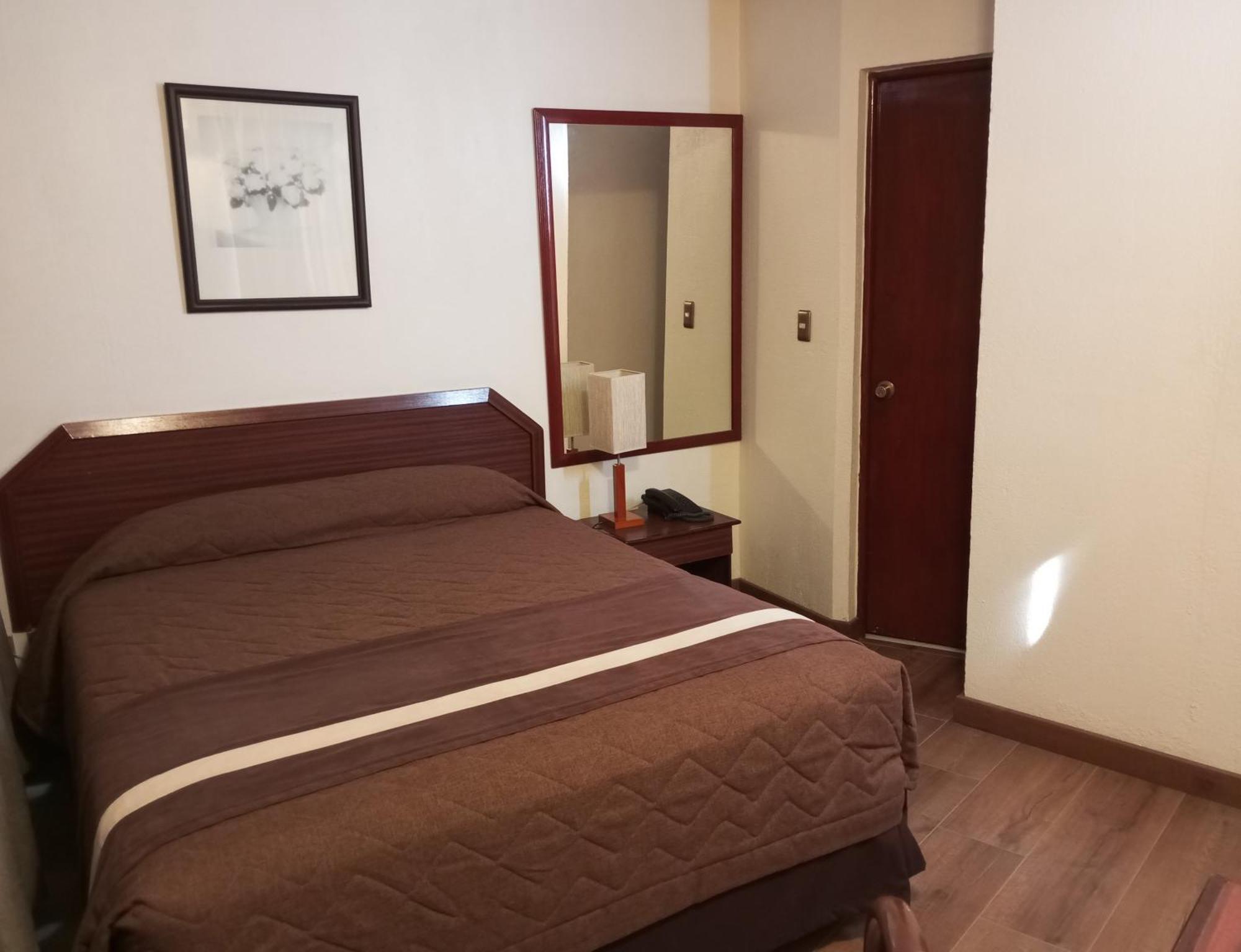 Hotel Alcala Del Rio Santiago Eksteriør bilde